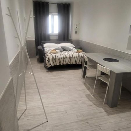 La Dimora Di Angelo Apartment Bari Luaran gambar